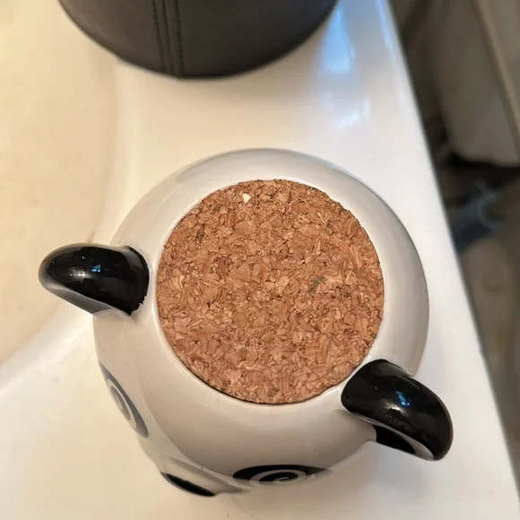 Cute panda jar for whatever you want - Picture 2 of 6